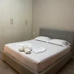 Valentina Cozy 2-bedroom House Holiday home Lushnje