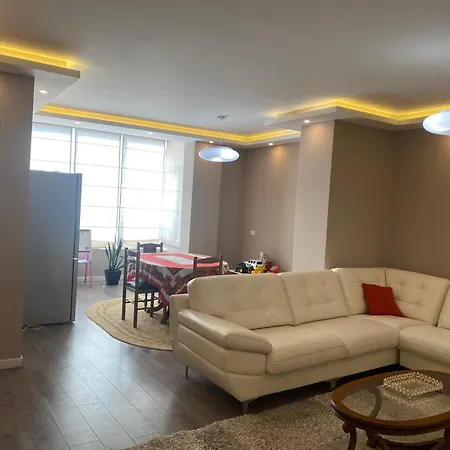 Valentina Cozy 2-bedroom House * Lushnjë